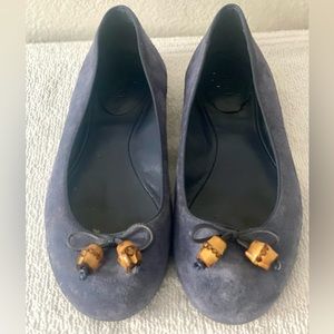 Gucci suede bamboo beaded ballet flats shoes women 8.5 size. Great condition